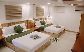 Senare Boracay Hotel